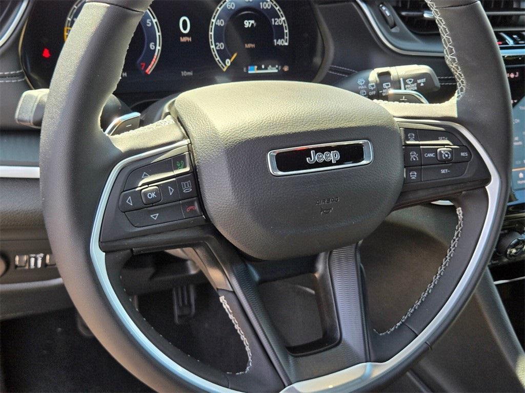 new 2025 Jeep Grand Cherokee L car, priced at $42,870