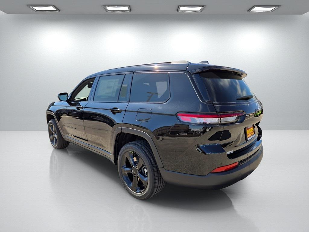 new 2025 Jeep Grand Cherokee L car, priced at $42,870
