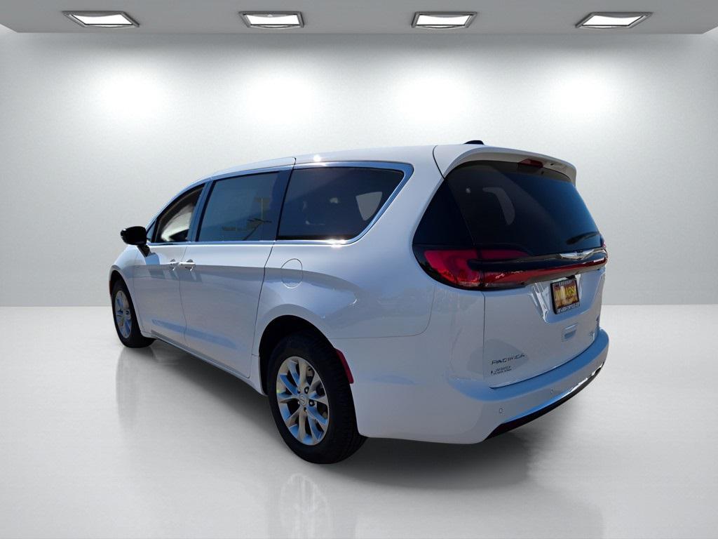 new 2026 Chrysler Pacifica car, priced at $47,213