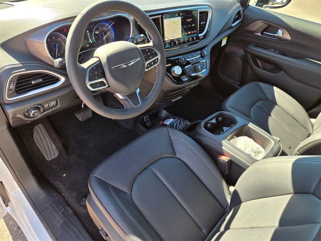new 2026 Chrysler Pacifica car, priced at $47,213