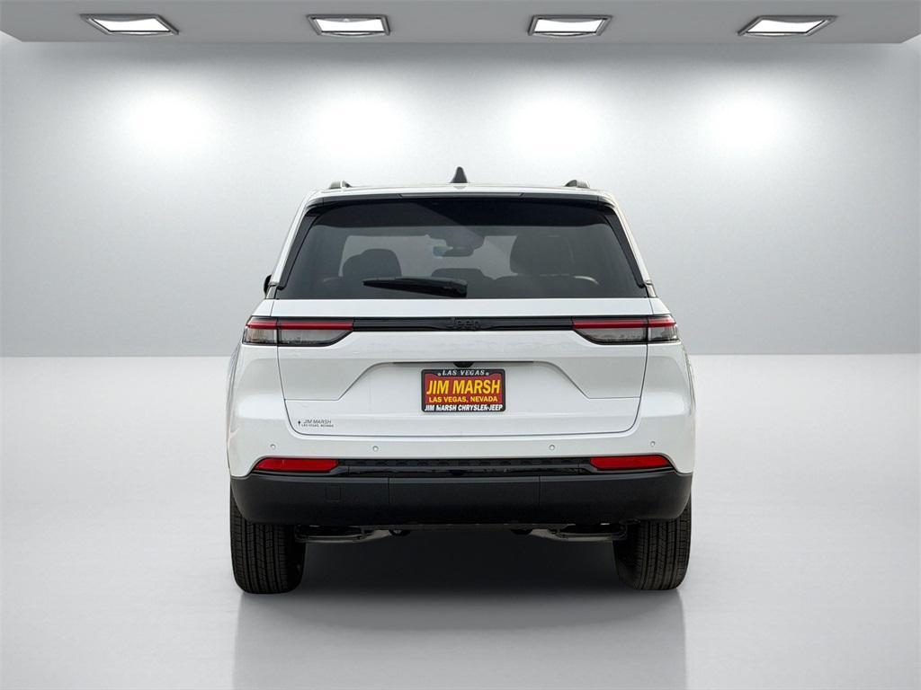 new 2025 Jeep Grand Cherokee car, priced at $36,385