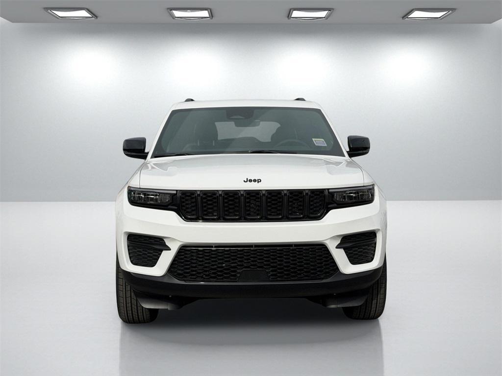 new 2025 Jeep Grand Cherokee car, priced at $36,385