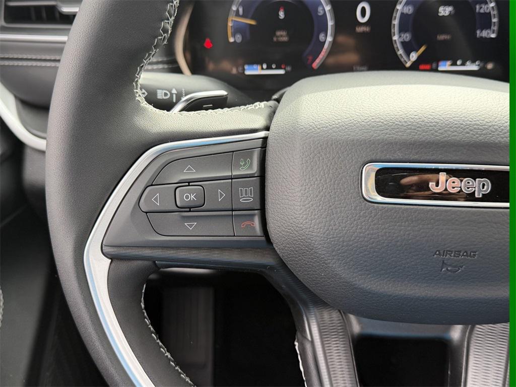 new 2025 Jeep Grand Cherokee car, priced at $36,385