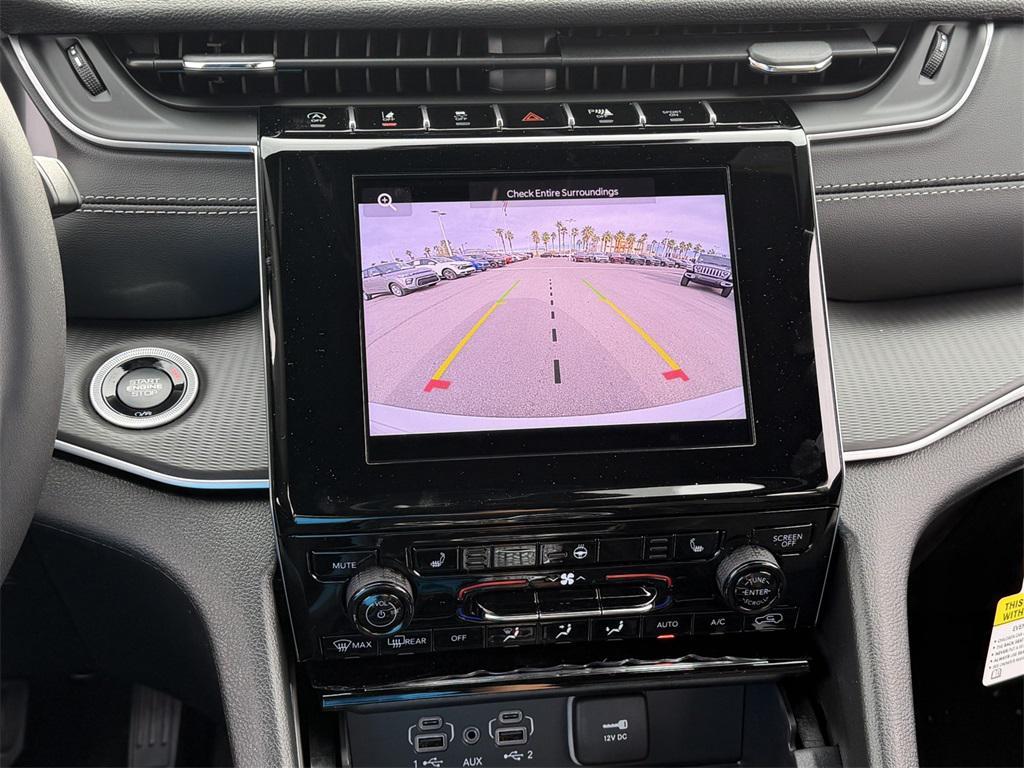 new 2025 Jeep Grand Cherokee car, priced at $36,385