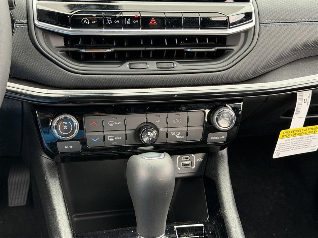 new 2026 Jeep Compass car, priced at $32,580