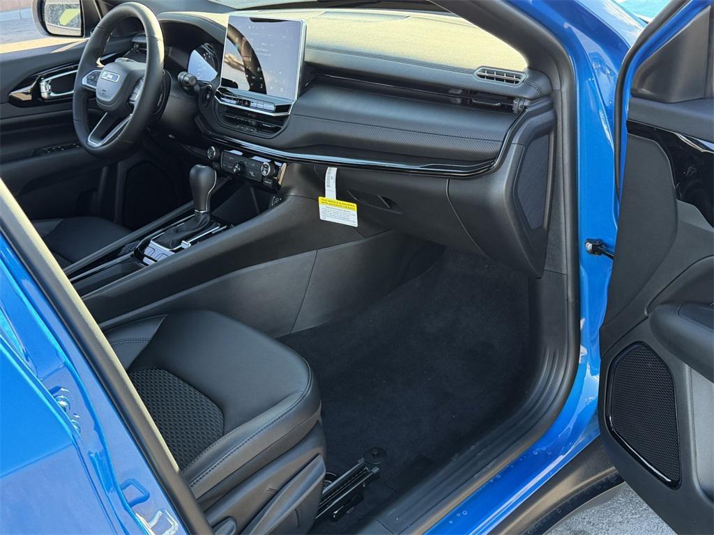 new 2026 Jeep Compass car, priced at $29,476