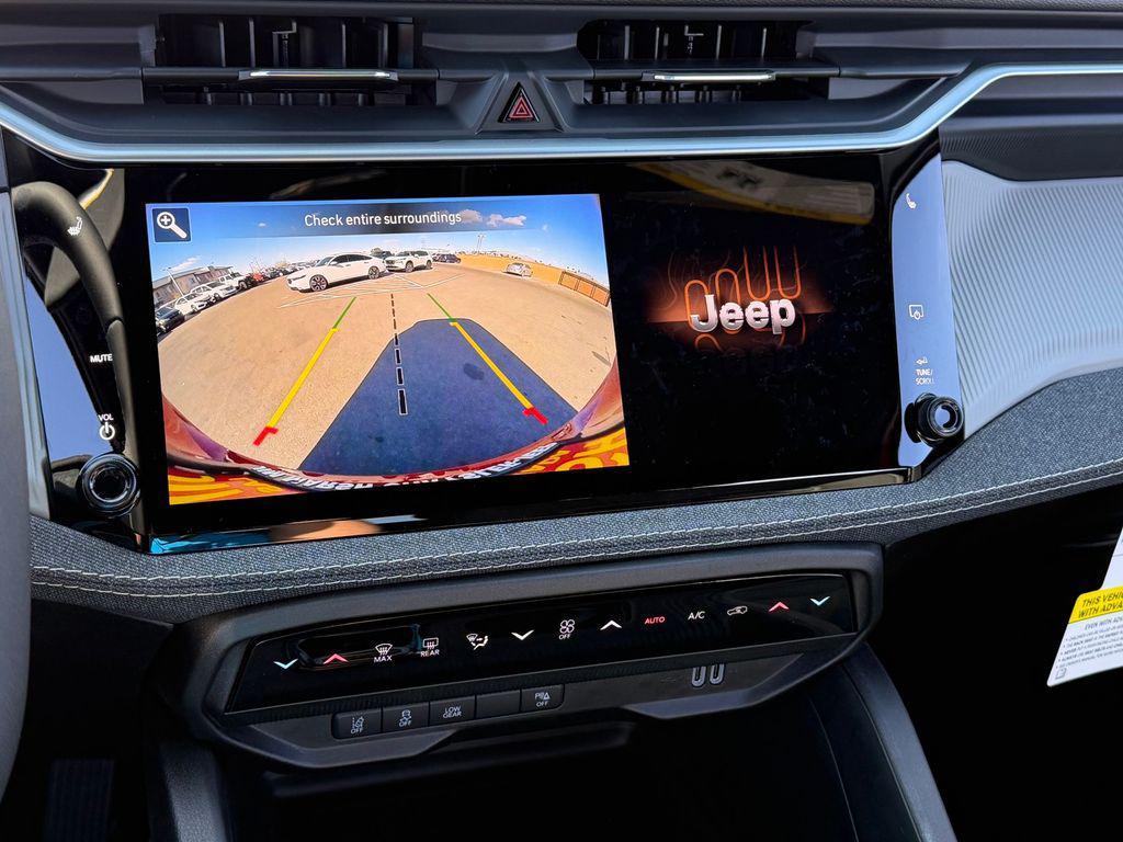 new 2026 Jeep Cherokee car, priced at $38,795