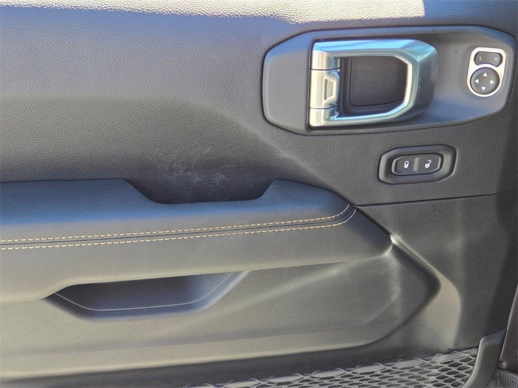 new 2026 Jeep Wrangler car, priced at $54,652