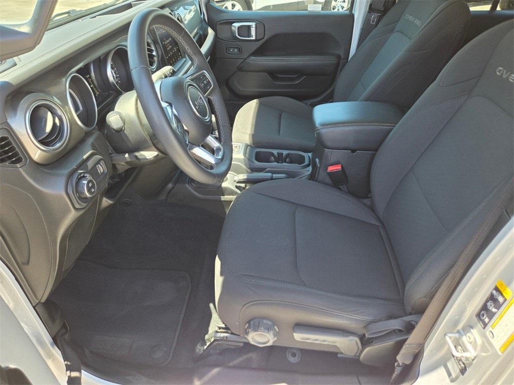 used 2023 Jeep Gladiator car, priced at $28,346