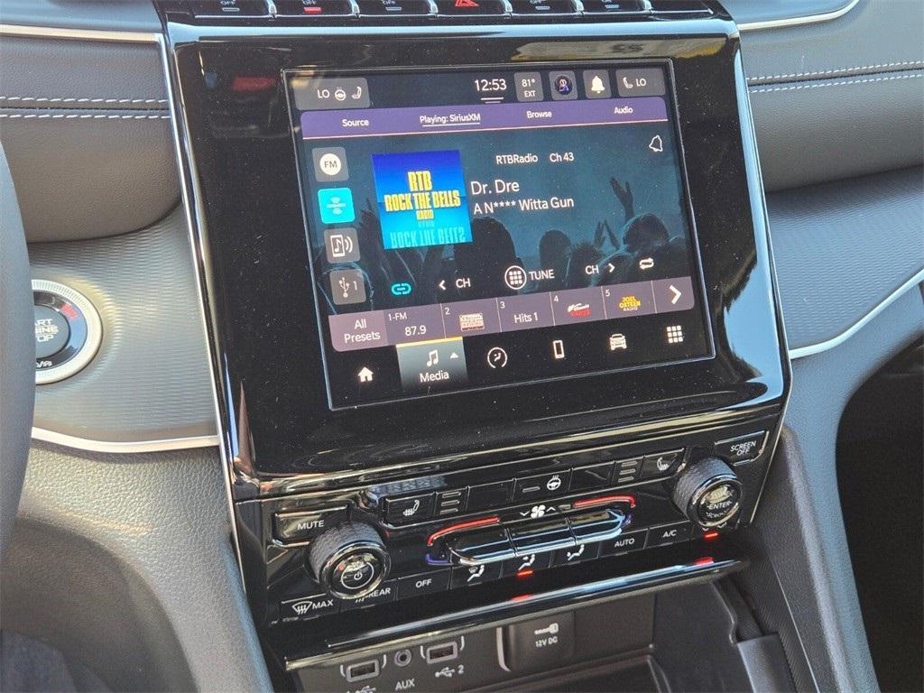 new 2025 Jeep Grand Cherokee car, priced at $39,353