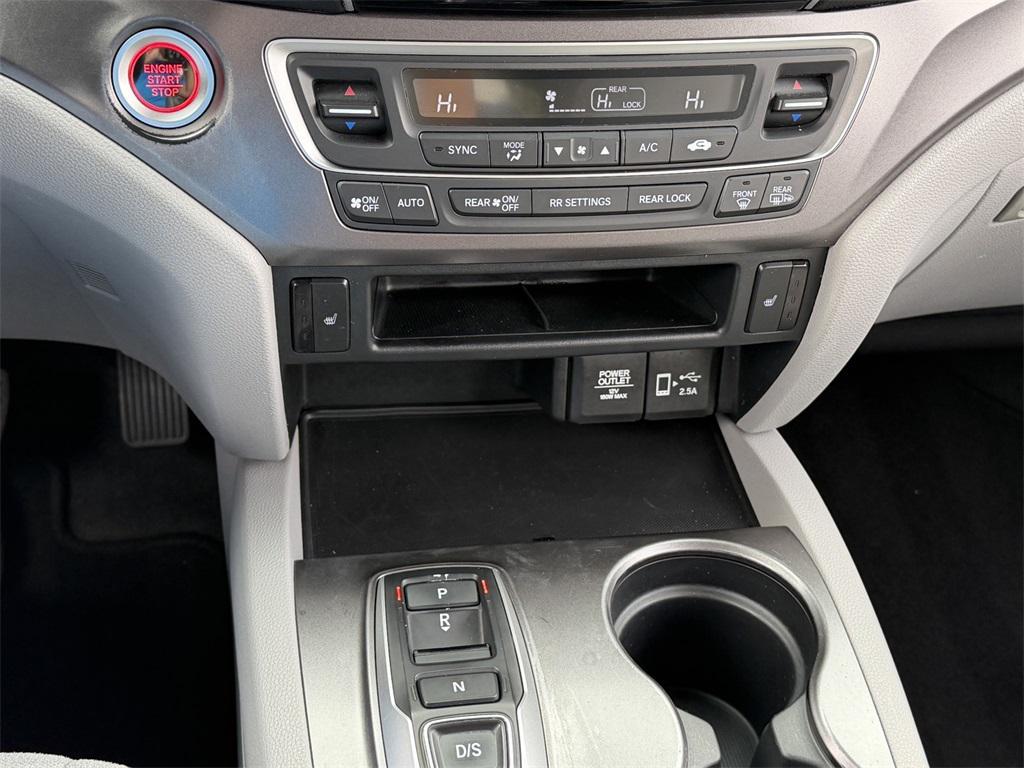 used 2021 Honda Pilot car, priced at $24,560