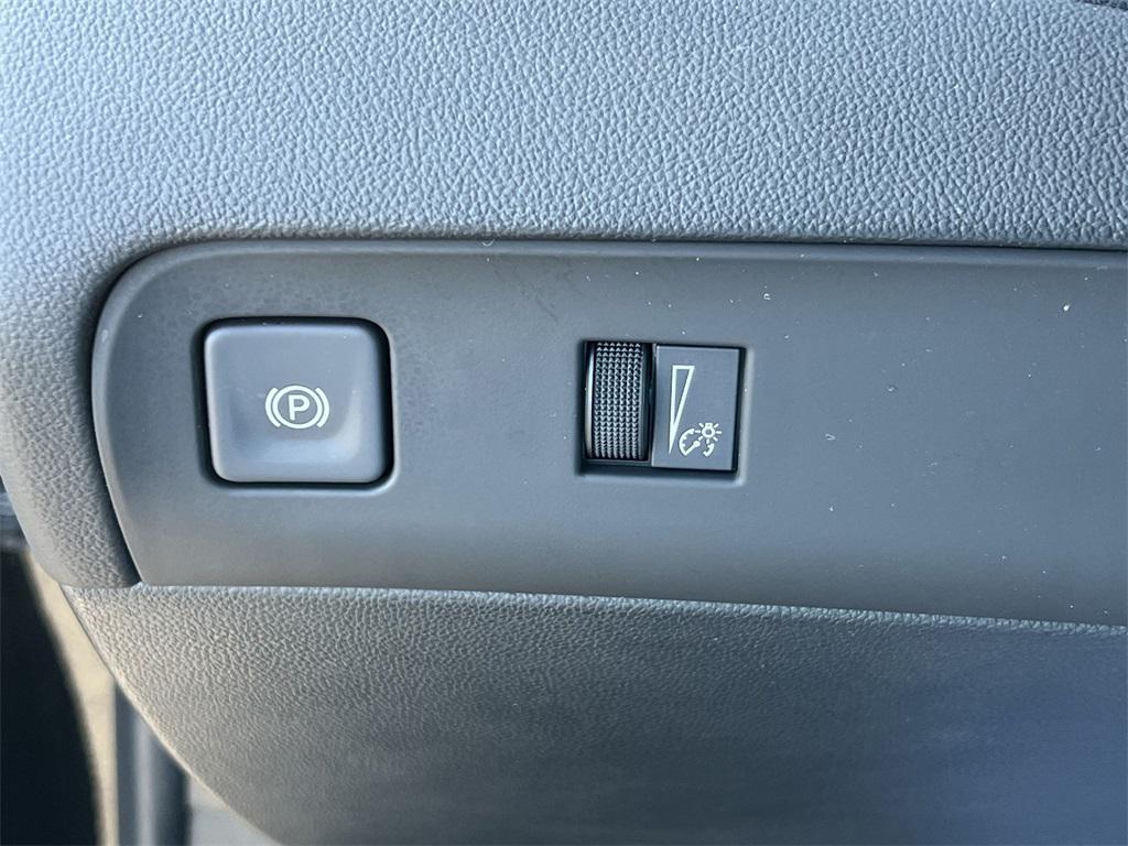 used 2024 Buick Enclave car, priced at $32,262