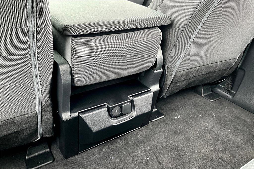 new 2026 Ford F-350 car, priced at $59,995