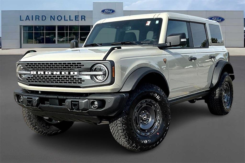 new 2025 Ford Bronco car, priced at $61,575