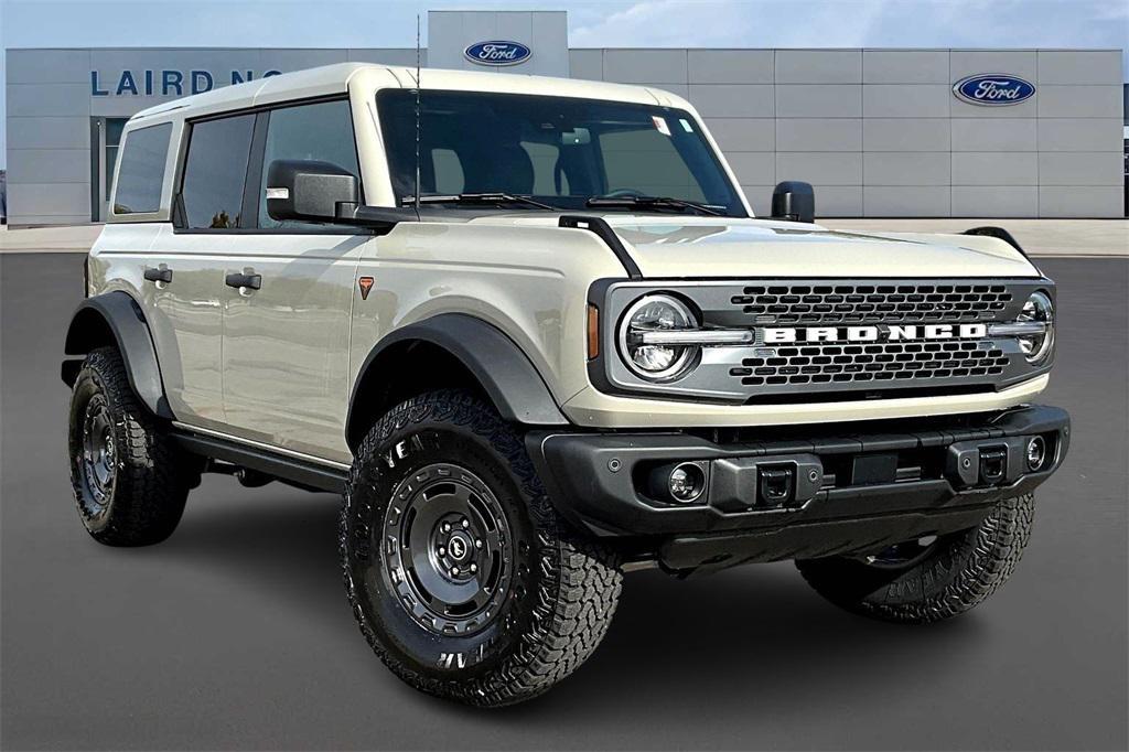 new 2025 Ford Bronco car, priced at $61,575