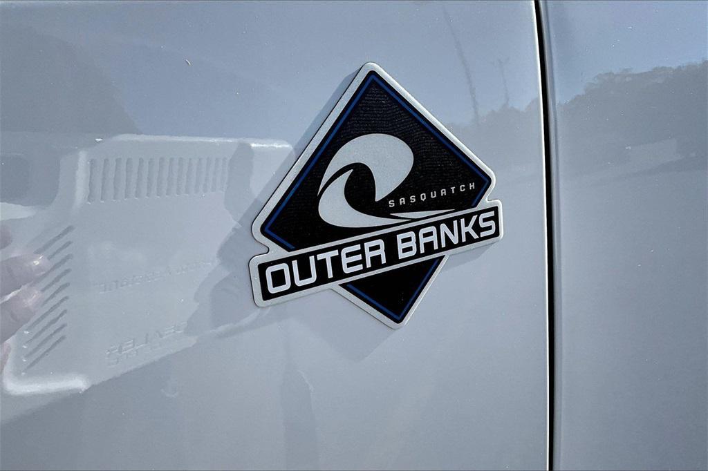 new 2025 Ford Bronco car, priced at $52,611