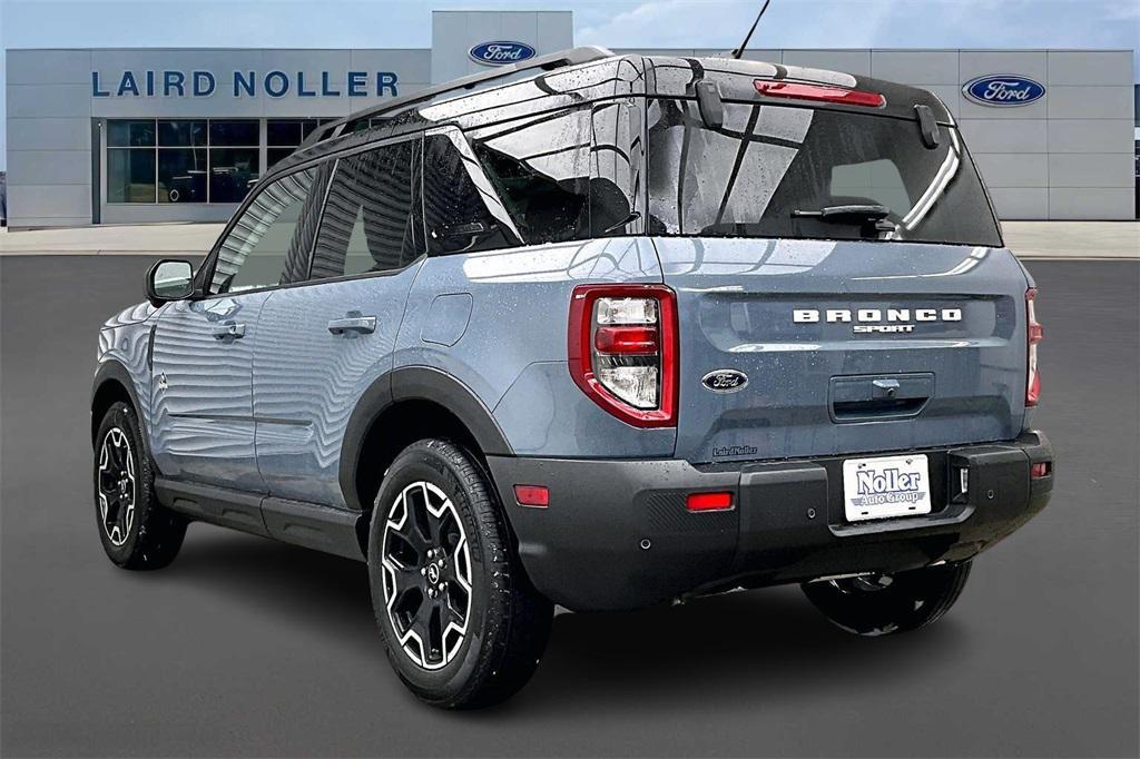 new 2025 Ford Bronco Sport car, priced at $40,853