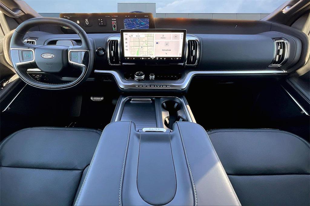 new 2025 Ford Expedition car, priced at $79,999