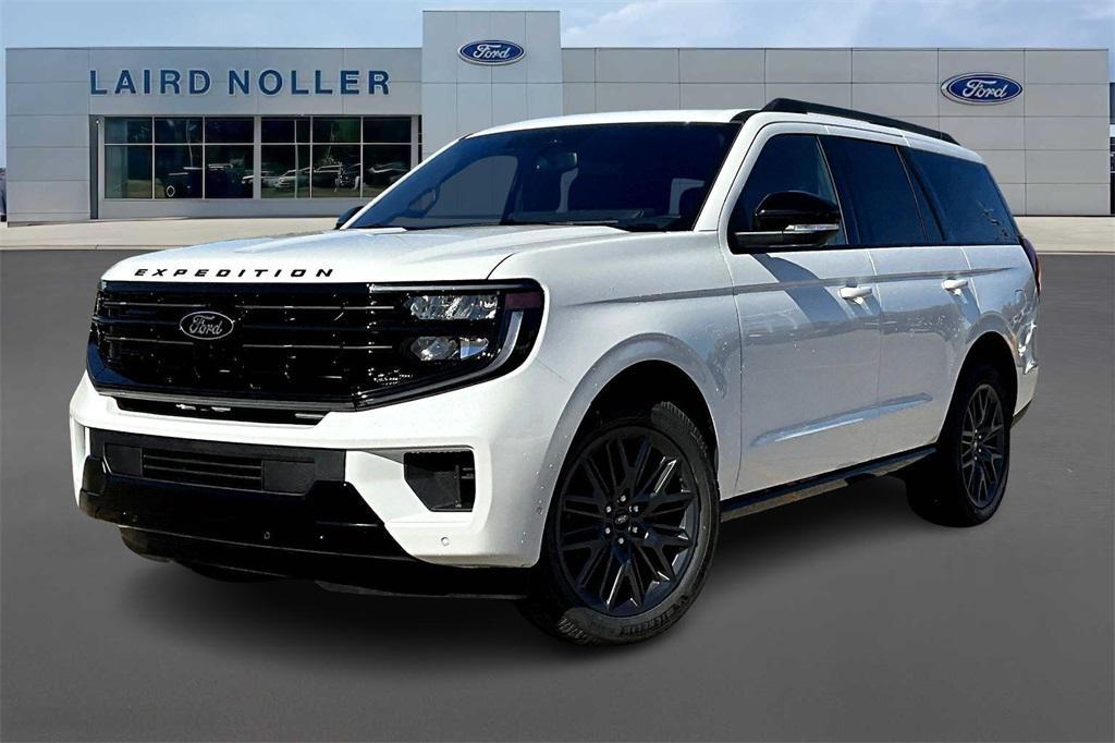 new 2025 Ford Expedition car, priced at $79,999