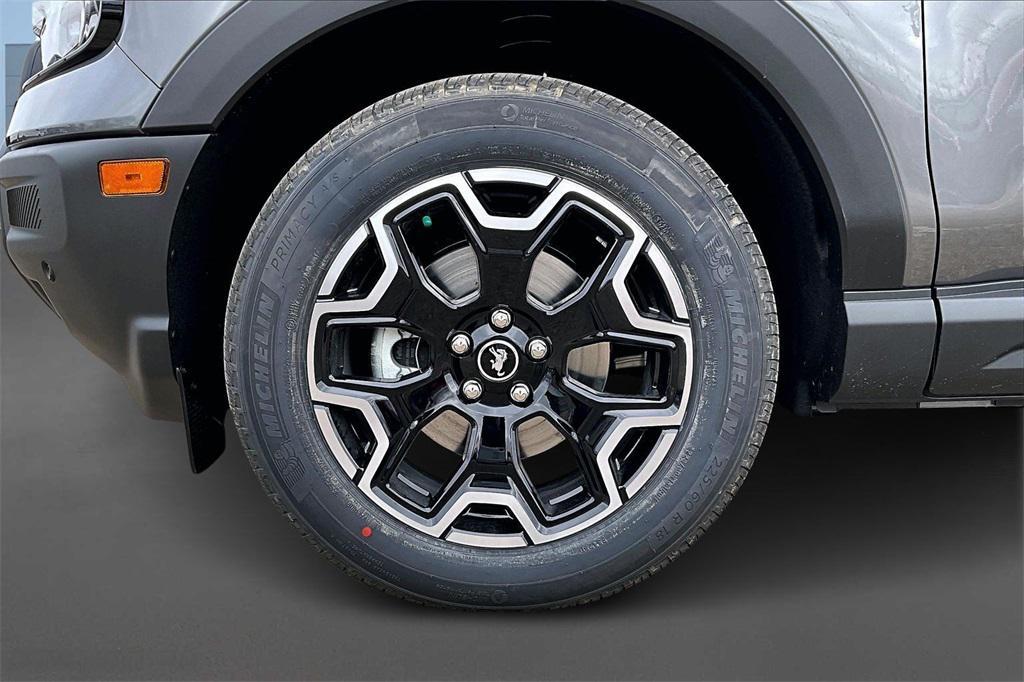 new 2025 Ford Bronco Sport car, priced at $36,298