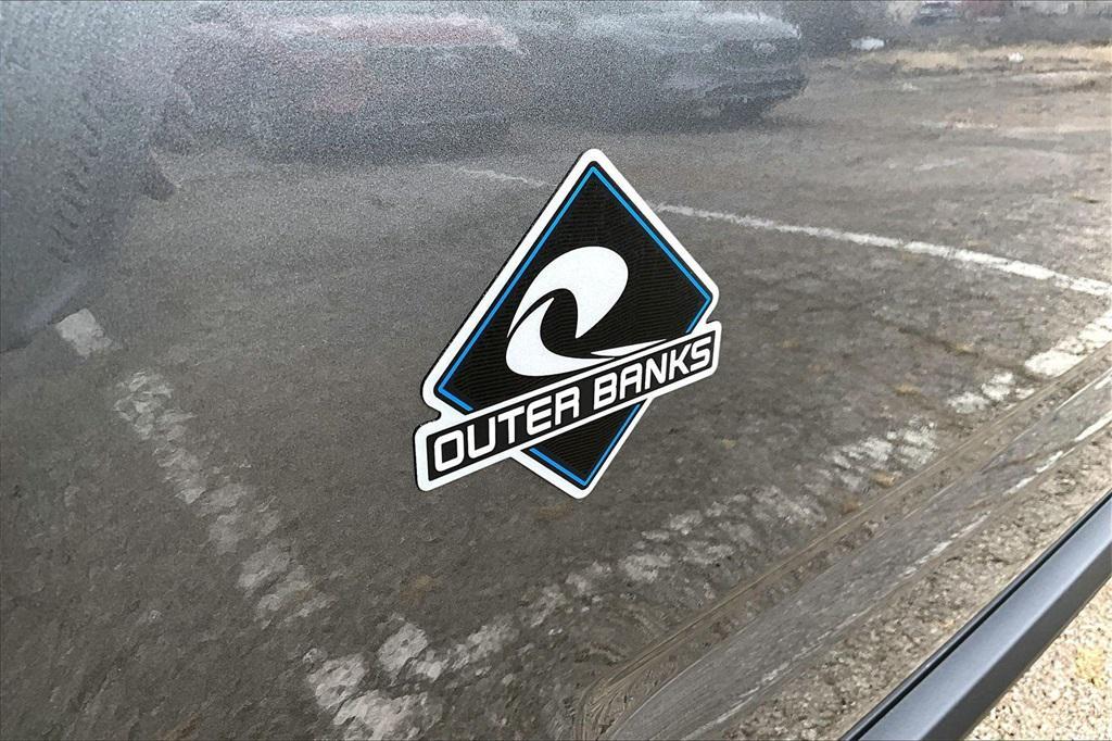 new 2025 Ford Bronco Sport car, priced at $36,298