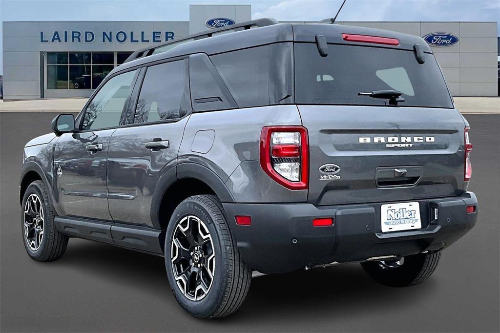 new 2025 Ford Bronco Sport car, priced at $36,298