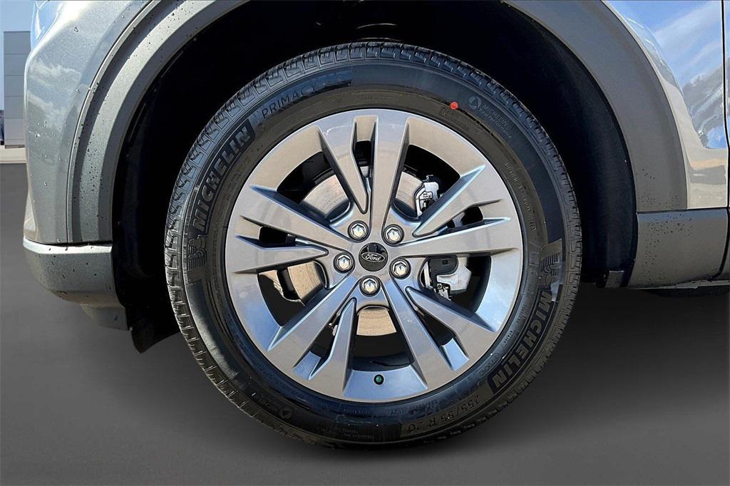 new 2025 Ford Explorer car, priced at $43,630