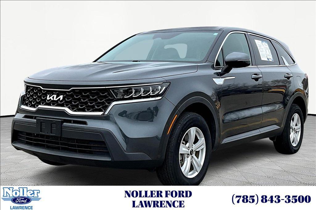 used 2023 Kia Sorento car, priced at $22,928