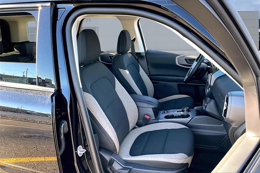 new 2025 Ford Bronco Sport car, priced at $36,820