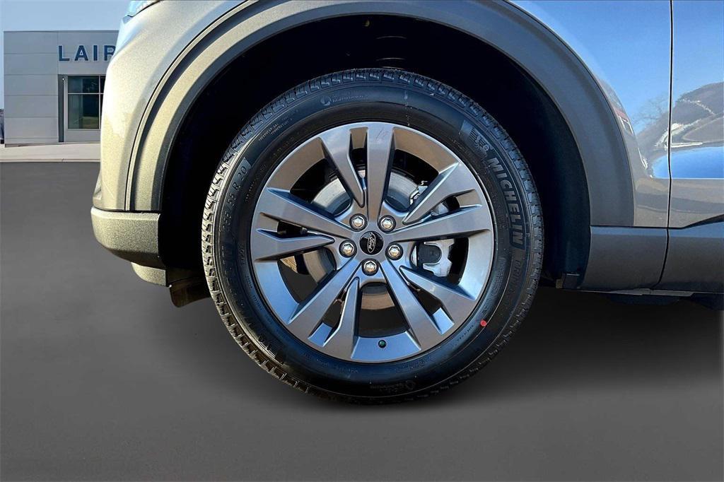 new 2026 Ford Explorer car, priced at $49,662