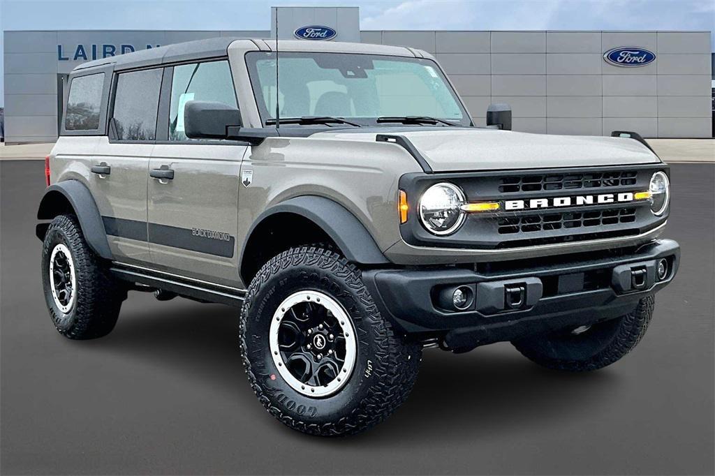 new 2025 Ford Bronco car, priced at $55,259