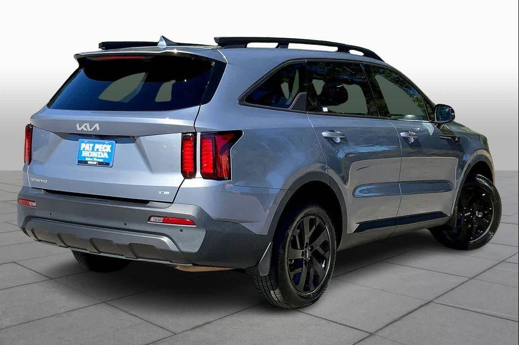 used 2023 Kia Sorento car, priced at $23,995