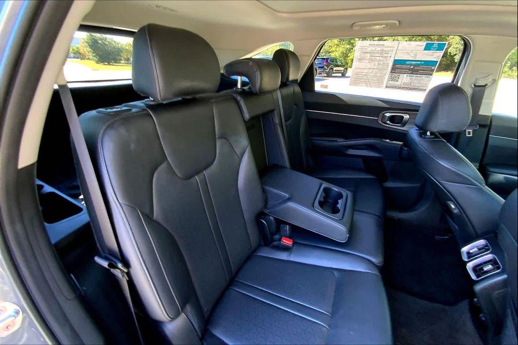 used 2023 Kia Sorento car, priced at $23,995