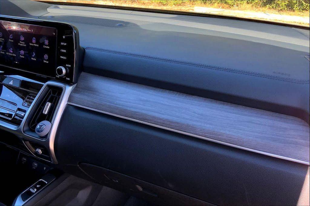 used 2023 Kia Sorento car, priced at $23,995