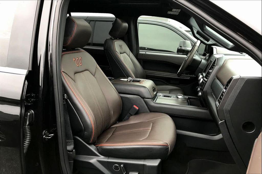 used 2021 Ford Expedition car, priced at $38,989