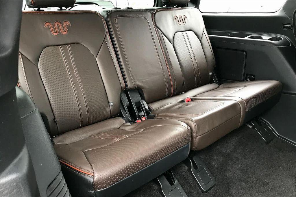 used 2021 Ford Expedition car, priced at $38,989