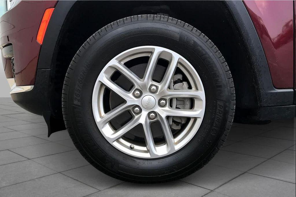 used 2021 Jeep Grand Cherokee L car, priced at $20,995