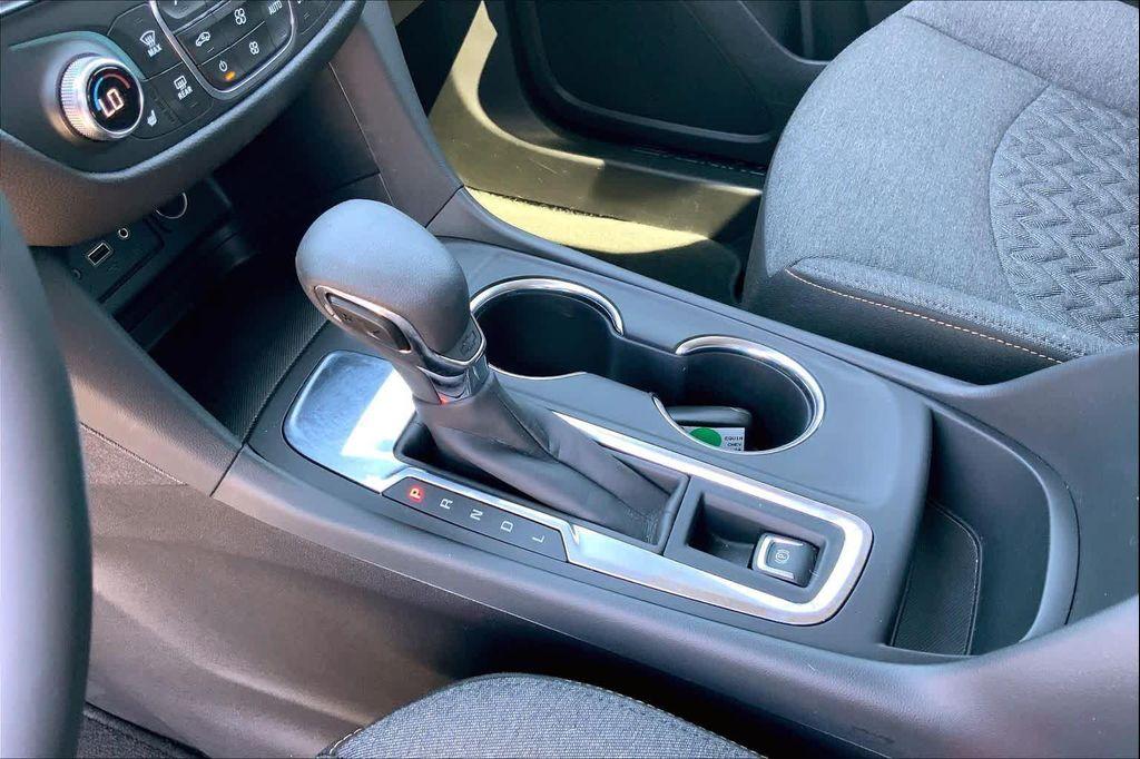 used 2024 Chevrolet Equinox car, priced at $24,888