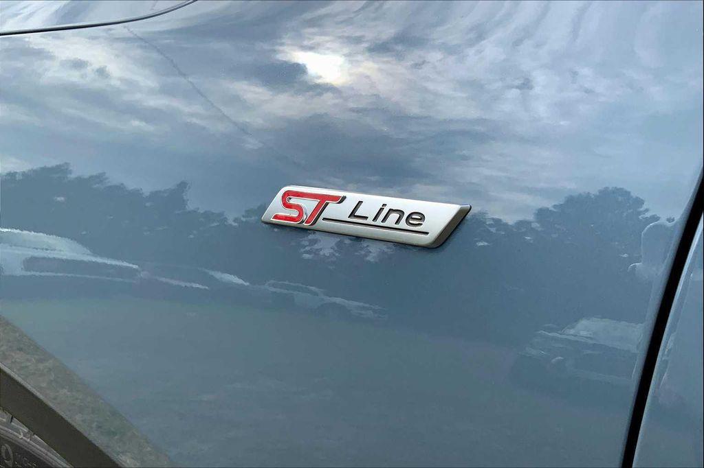 new 2026 Ford Escape car, priced at $33,185