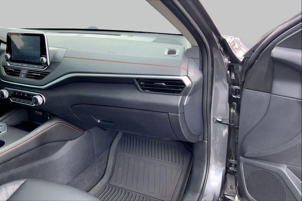 used 2022 Nissan Altima car, priced at $21,880