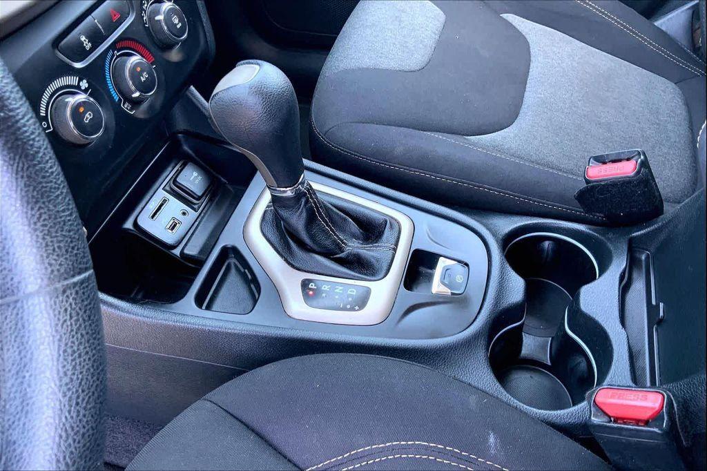 used 2016 Jeep Cherokee car, priced at $7,882