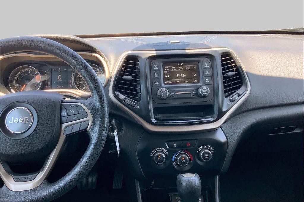 used 2016 Jeep Cherokee car, priced at $7,882