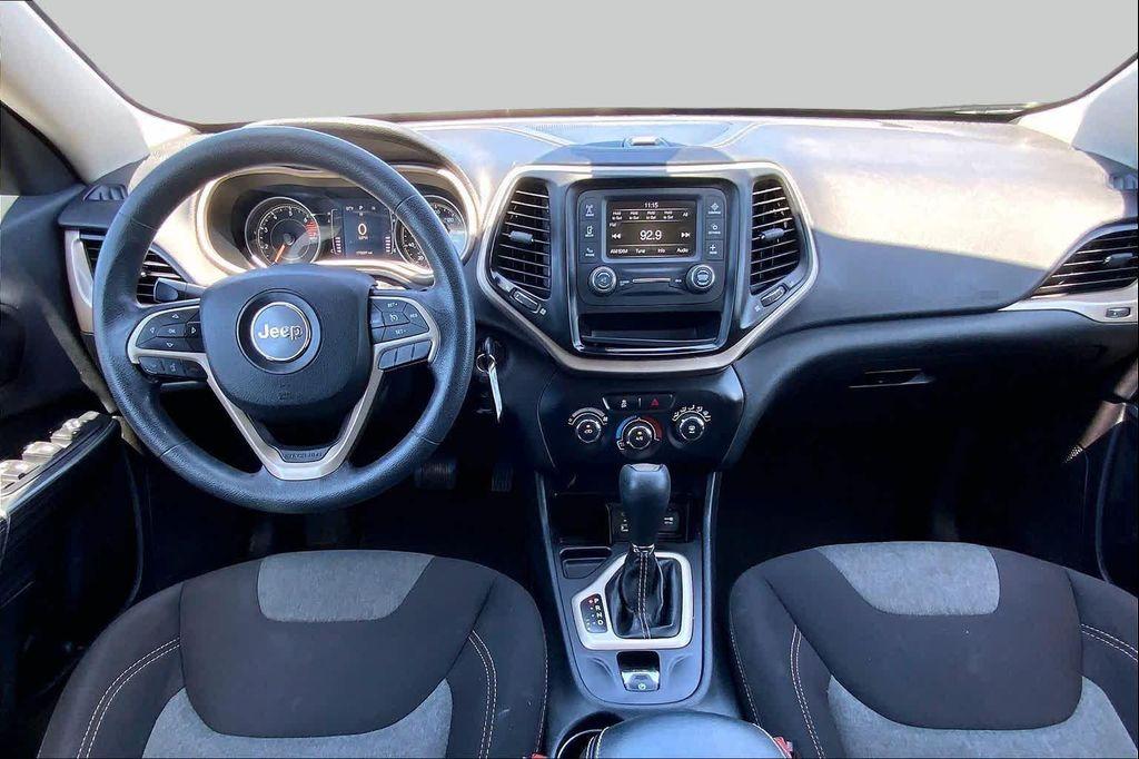 used 2016 Jeep Cherokee car, priced at $7,882