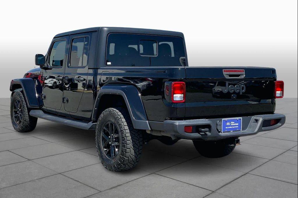 used 2022 Jeep Gladiator car, priced at $28,388