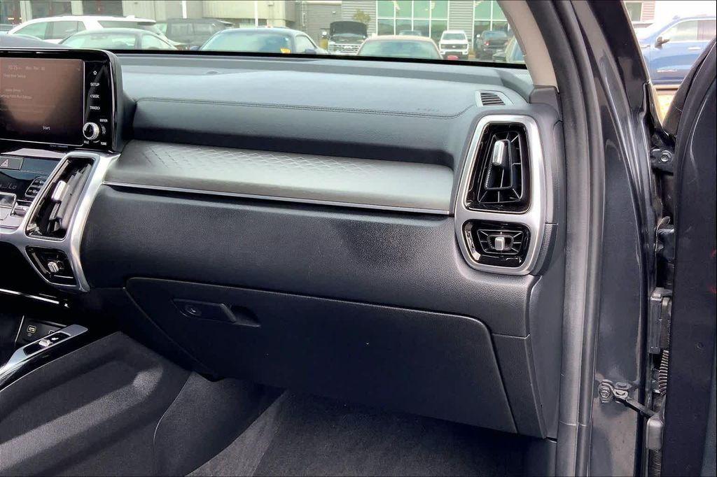 used 2023 Kia Sorento car, priced at $29,488