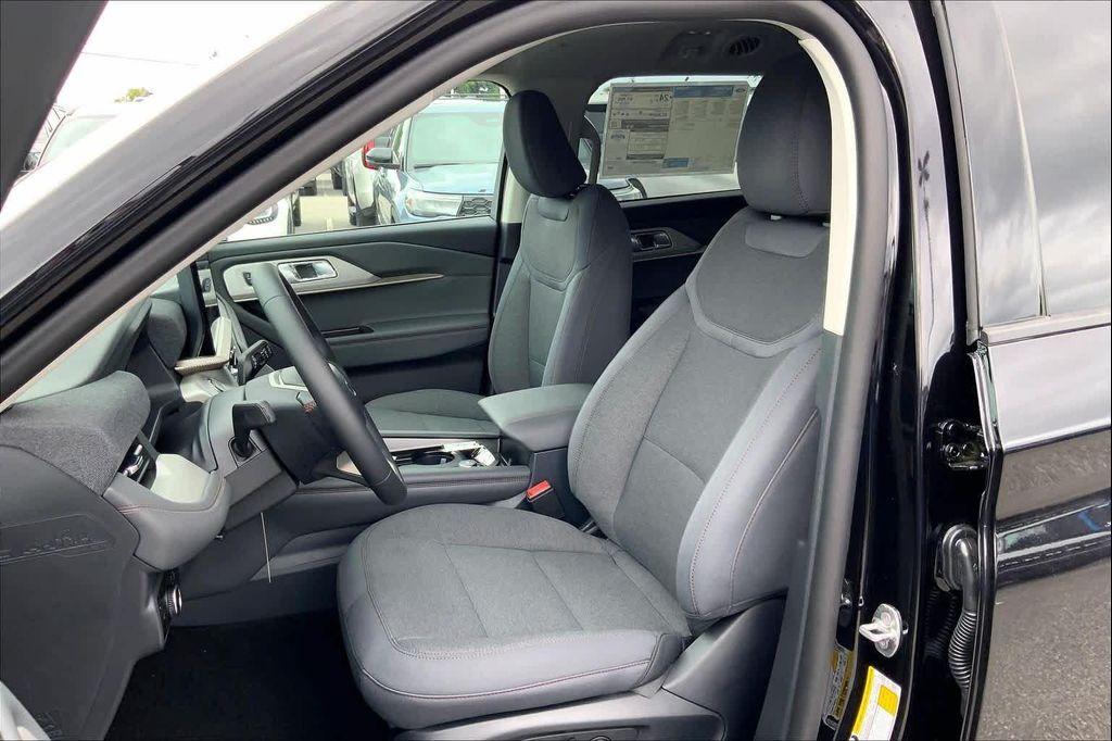 new 2026 Ford Explorer car, priced at $41,085