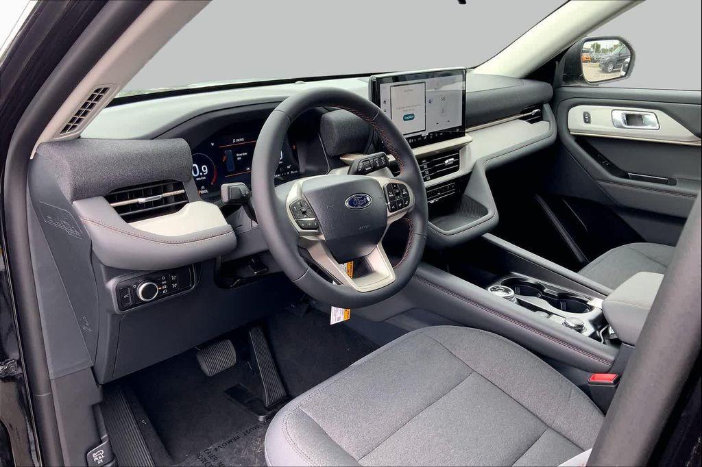 new 2026 Ford Explorer car, priced at $40,085
