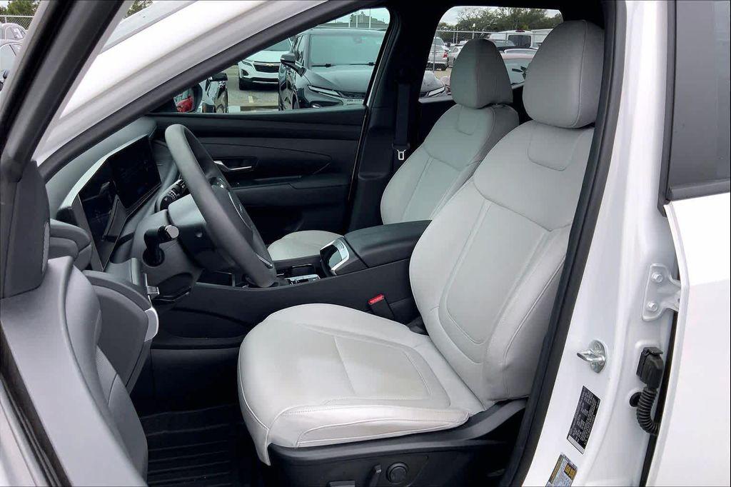 used 2025 Hyundai SANTA CRUZ car, priced at $28,618