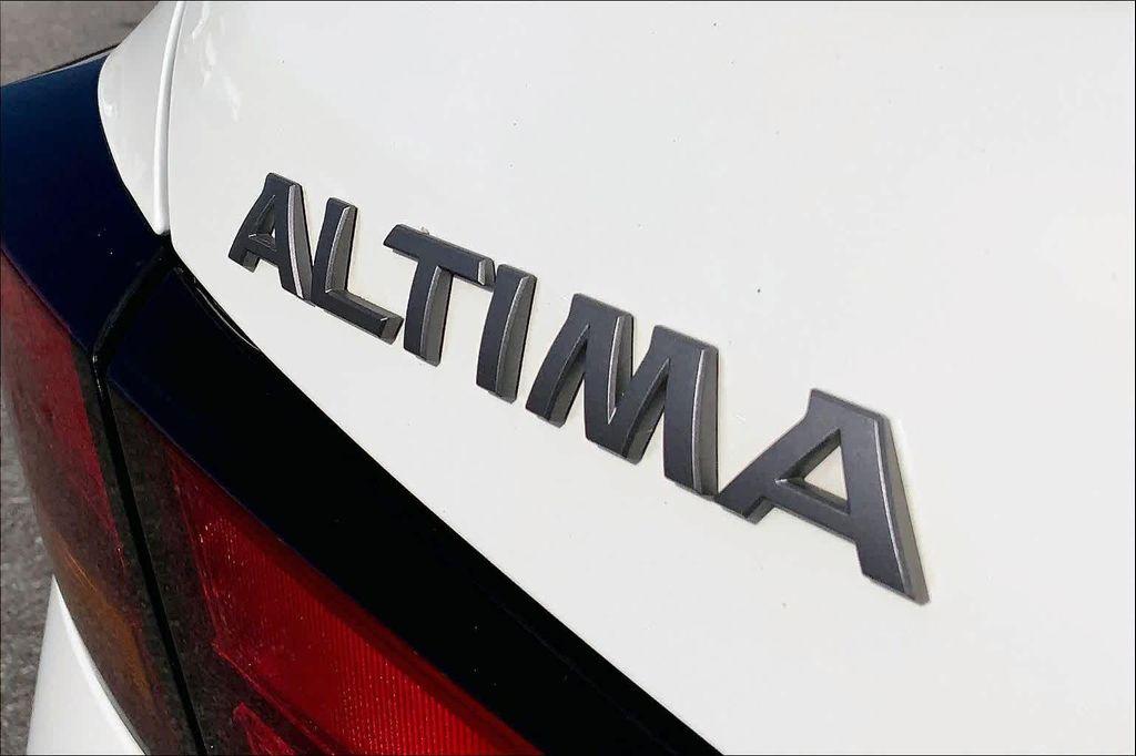 used 2024 Nissan Altima car, priced at $19,992