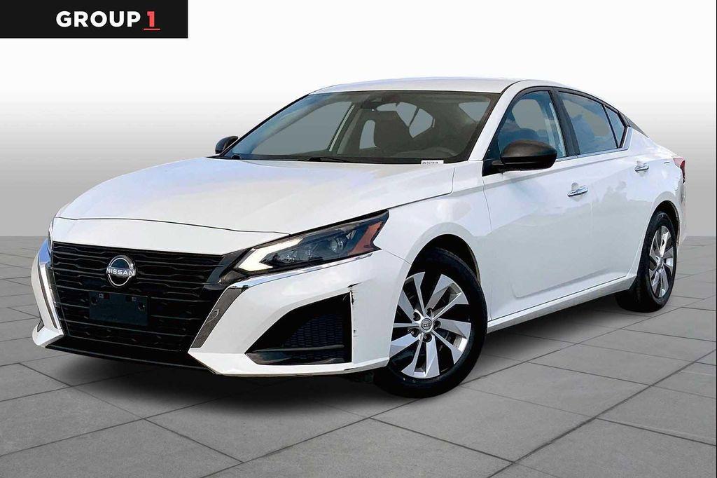 used 2024 Nissan Altima car, priced at $19,992